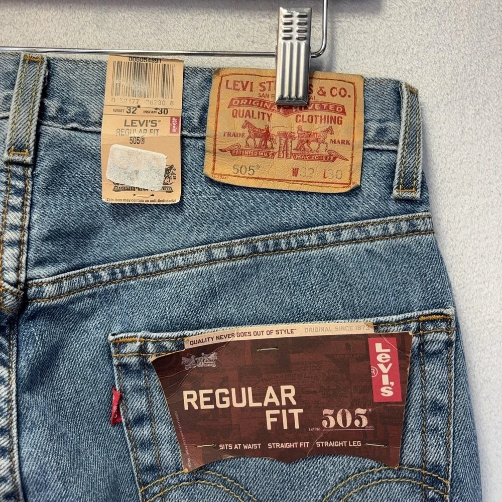NWT Vintage Y2K Levis 505 Jeans Mens 32x30 Medium Wash Regular Fit Straight 2007